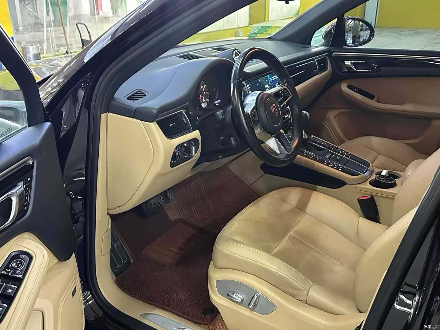 Porsche Macan, 2018 все фото