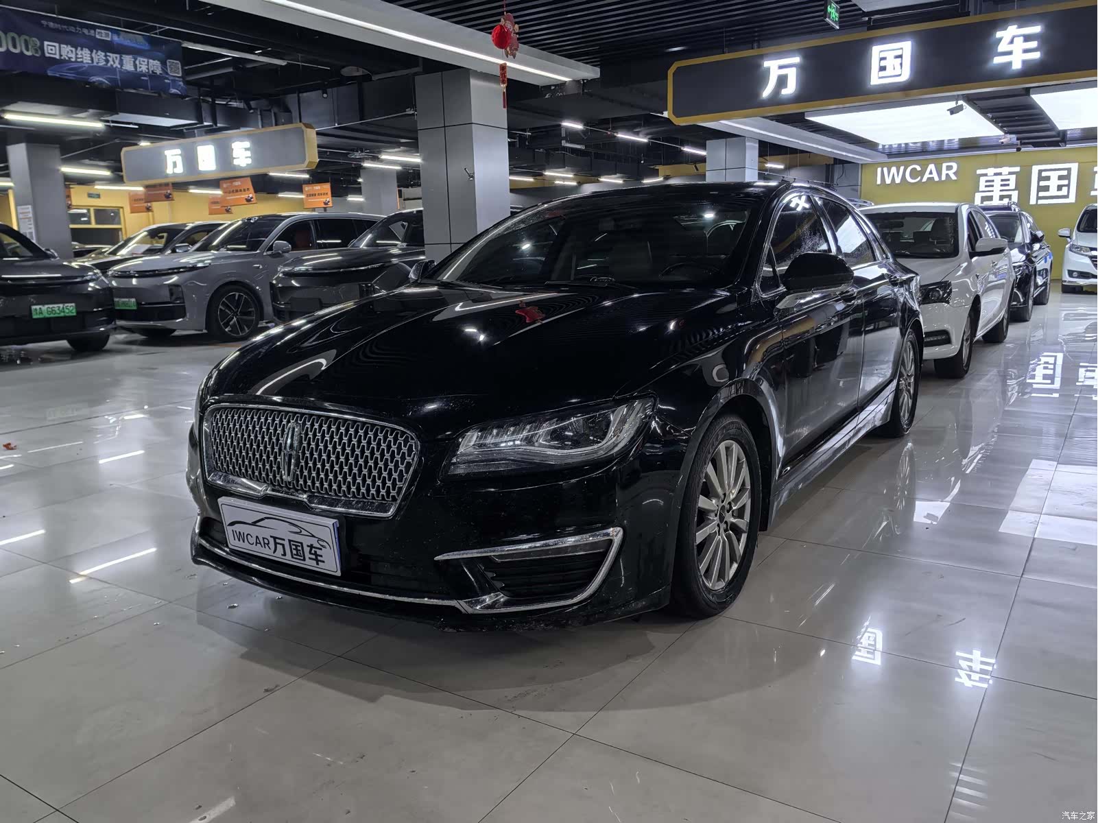 Lincoln MKZ, 2018 1