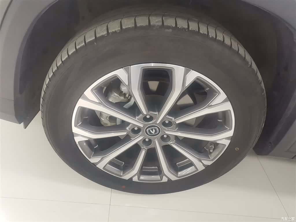 Changan CS75, 2020 23