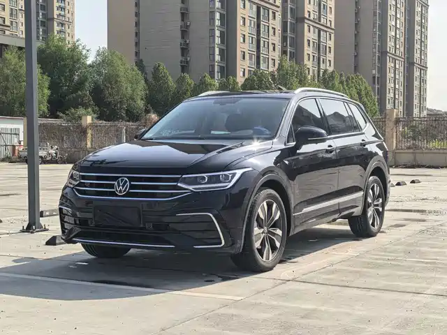 Volkswagen Tiguan L 2025 — купить из Китая под заказ