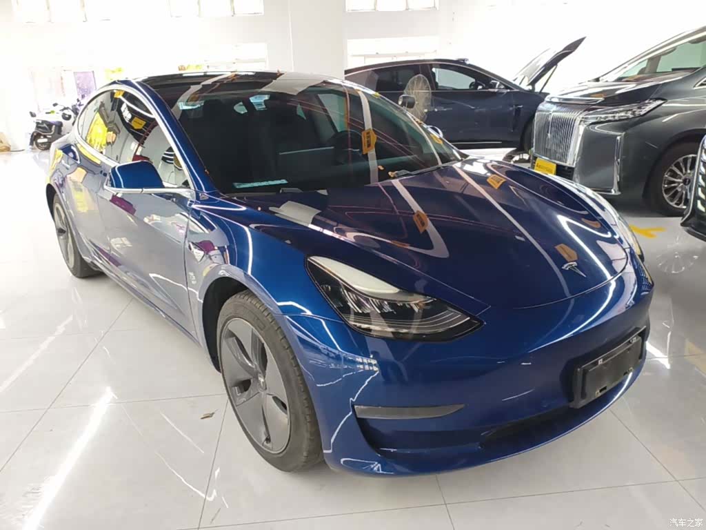 Tesla Model 3, 2019 4