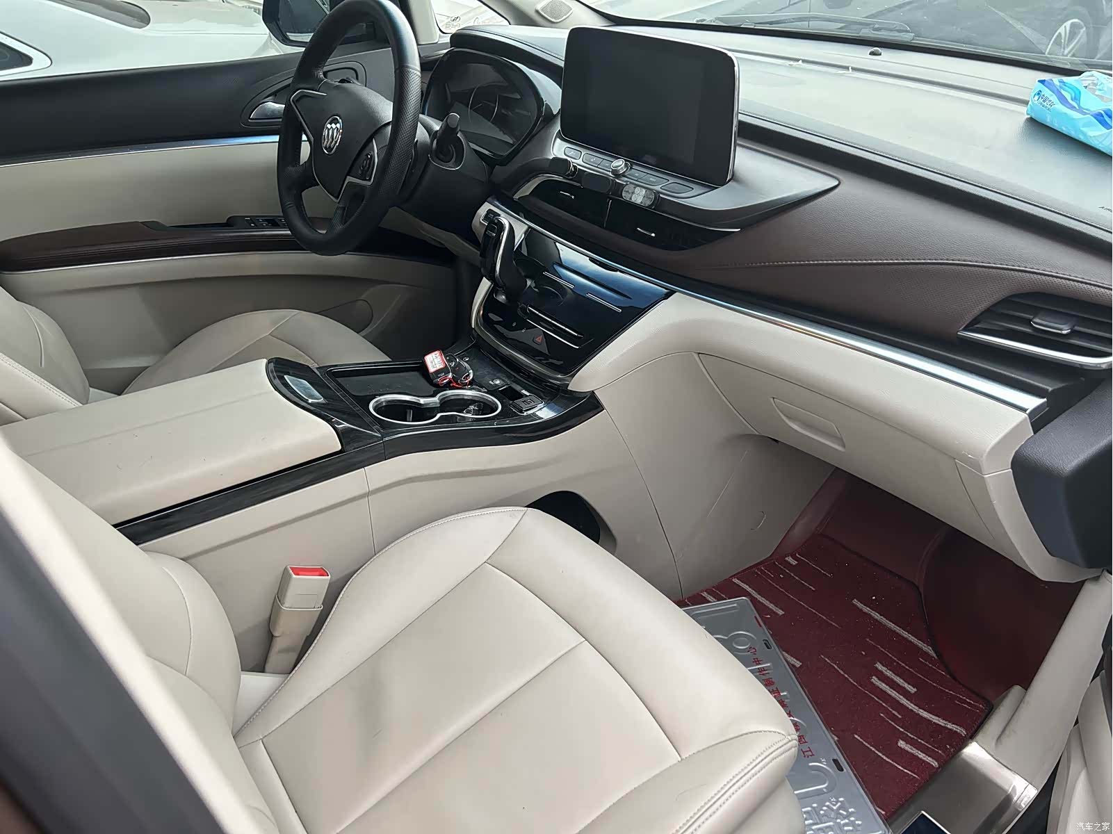 Buick GL8, 2022 все фото