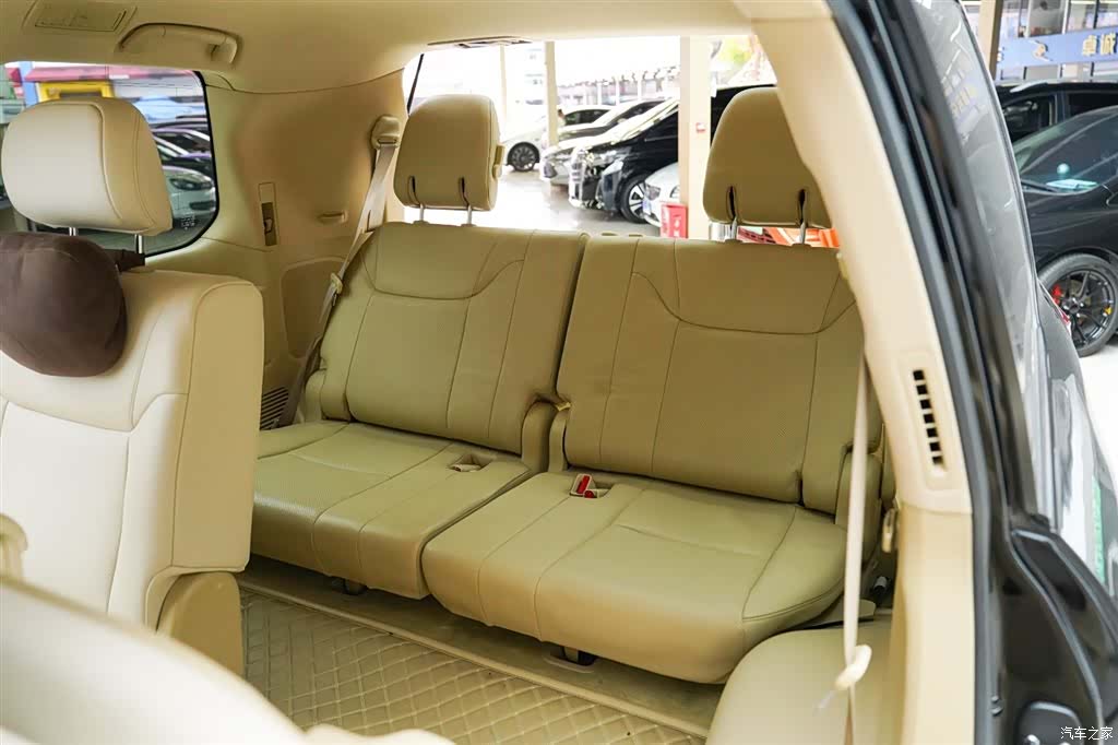 Lexus LX, 2011 все фото