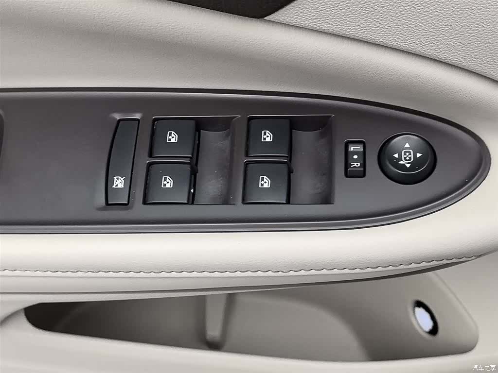 Buick Verano, 2017 9