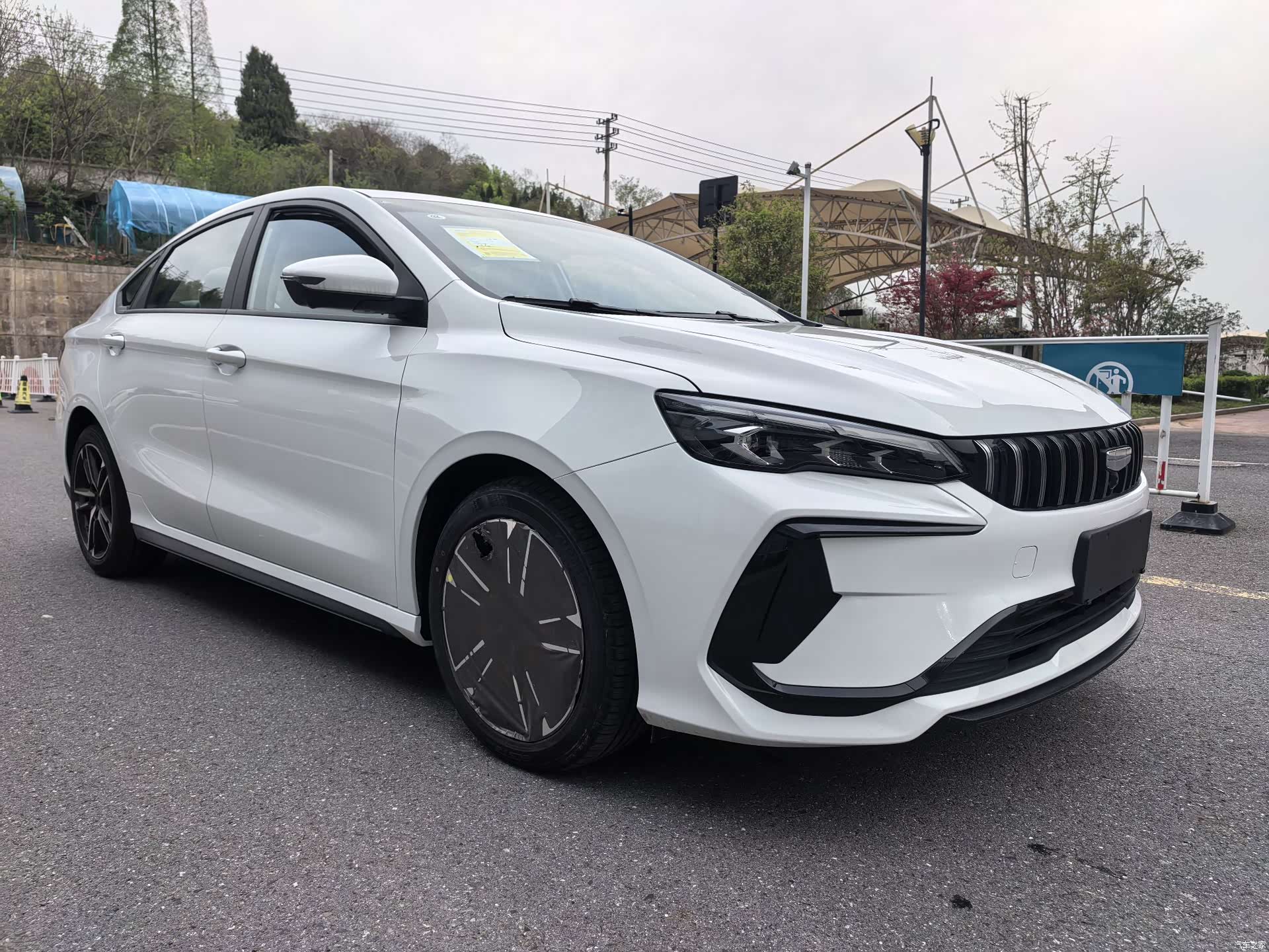 Geely Binray, 2026 3