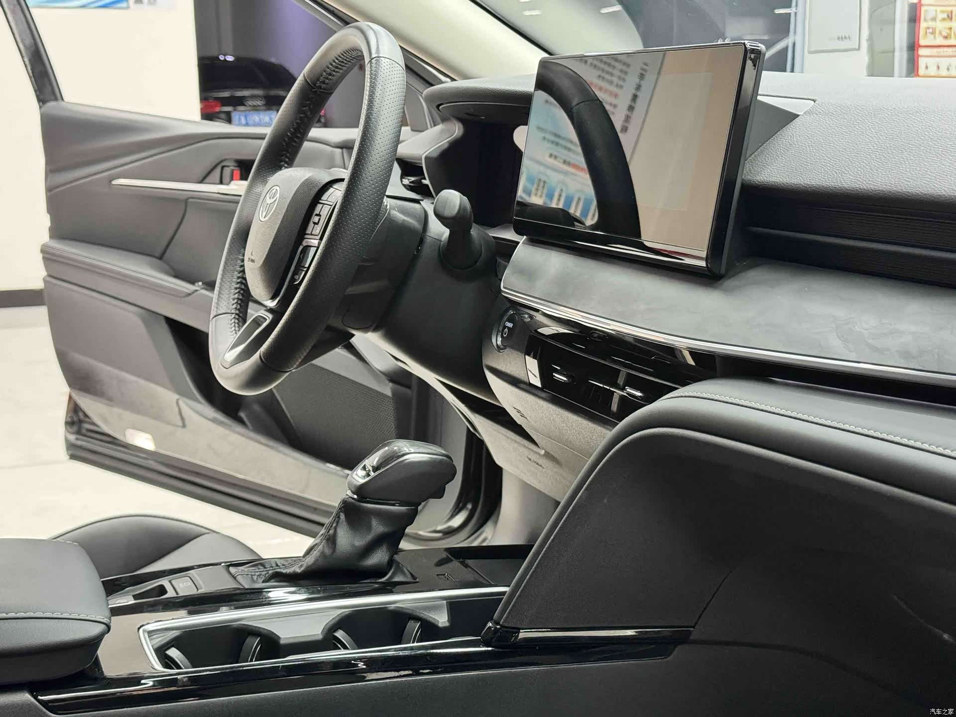 Toyota Camry, 2024 7