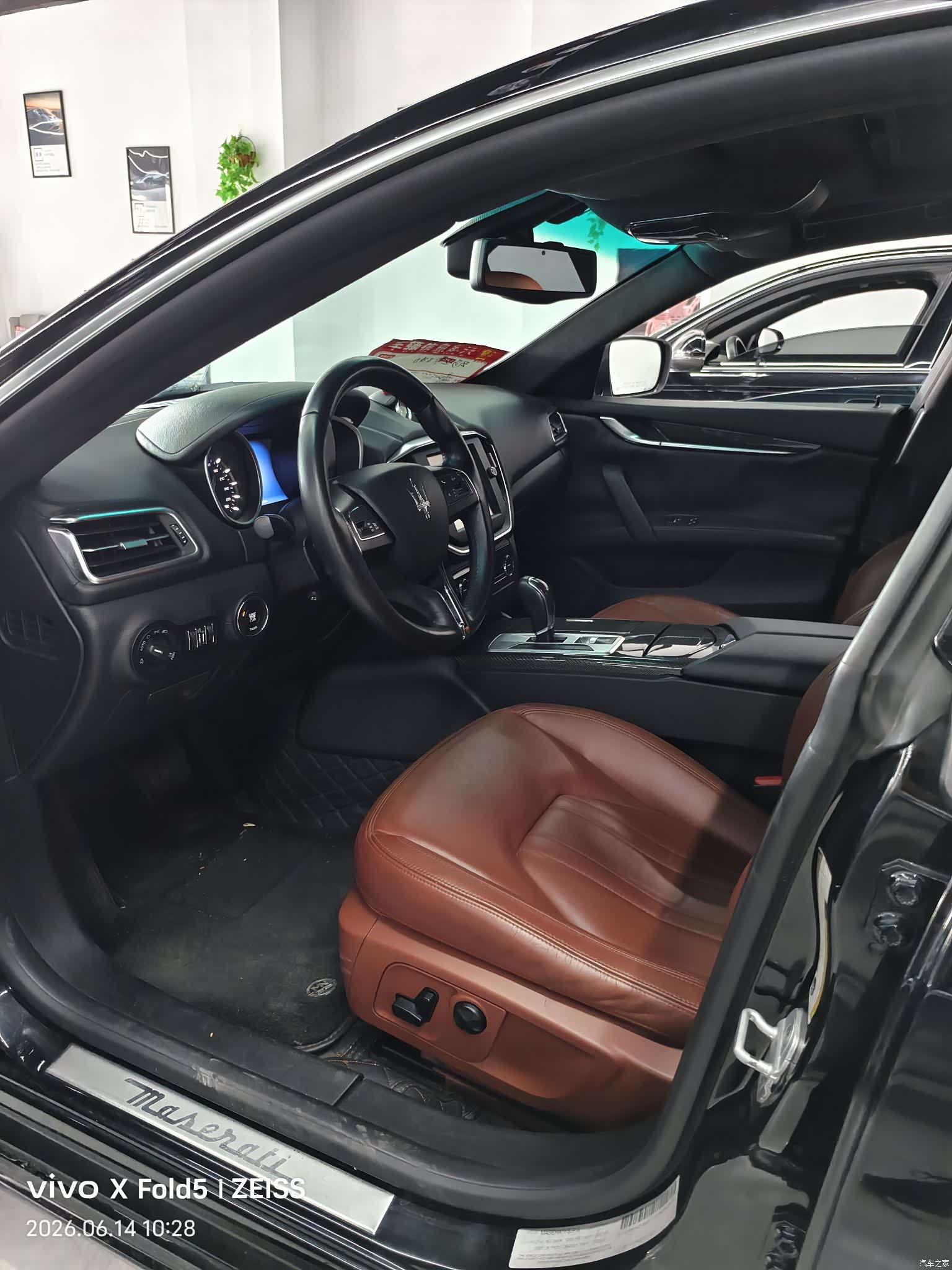 Maserati Ghibli, 2015 все фото