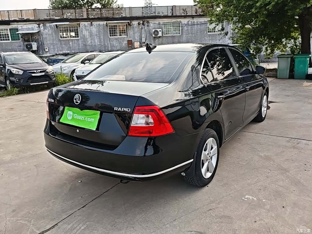Skoda Rapid, 2016 7