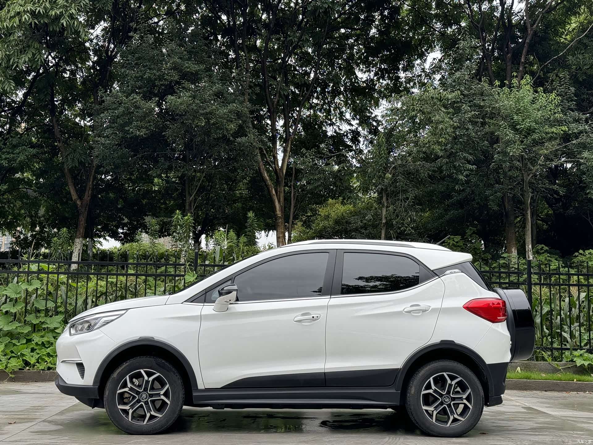 BYD Yuan, 2022 4
