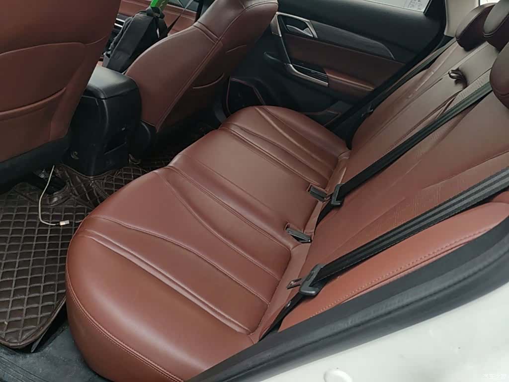 BAIC D50, 2018 17