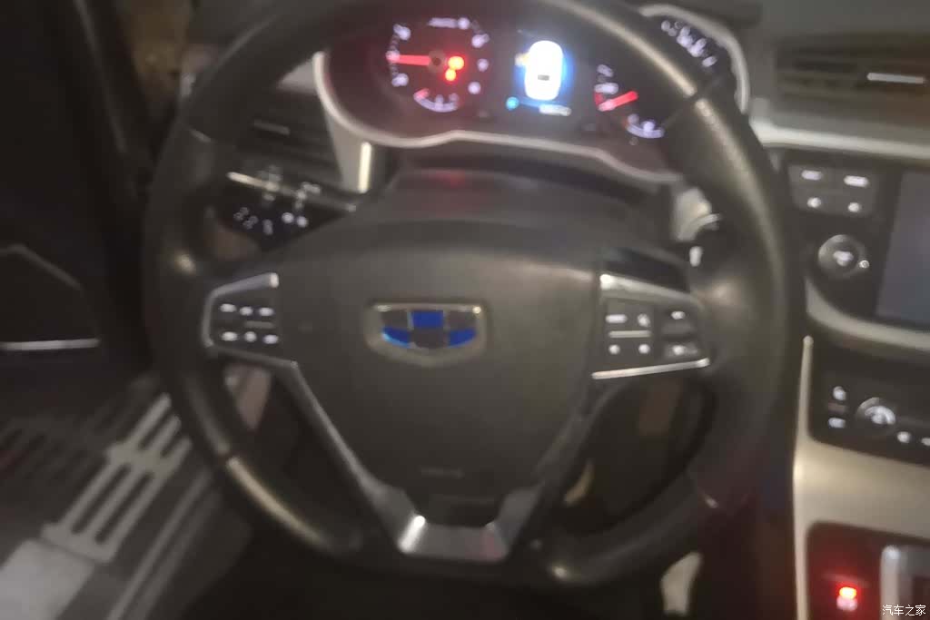 Geely Emgrand, 2017 15