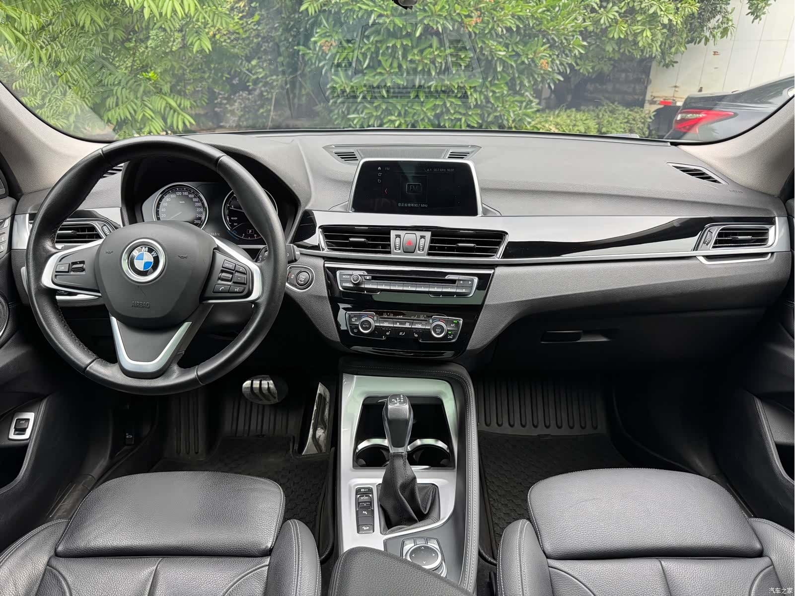 BMW X1, 2018 11