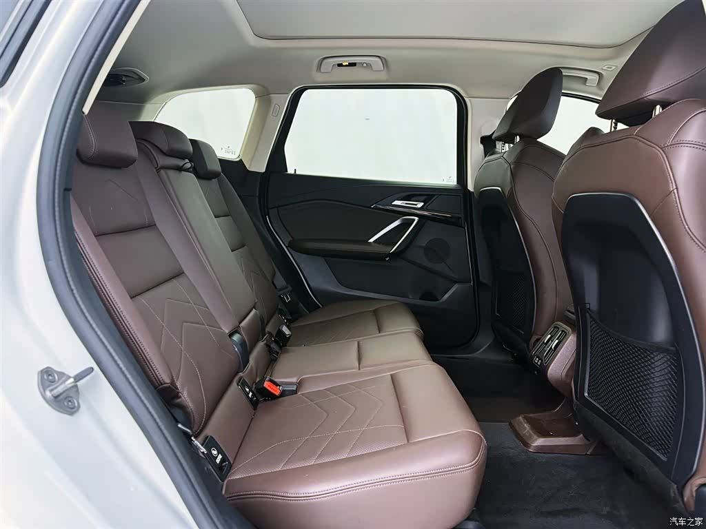 BMW X1, 2024 13