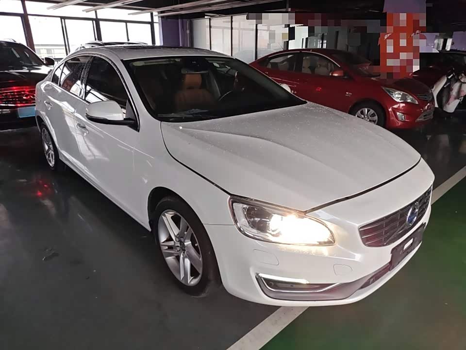 Volvo S60