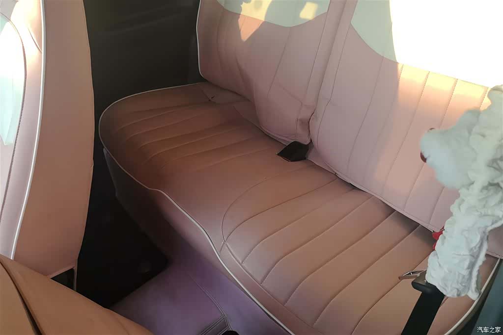 Geely Panda, 2025 11