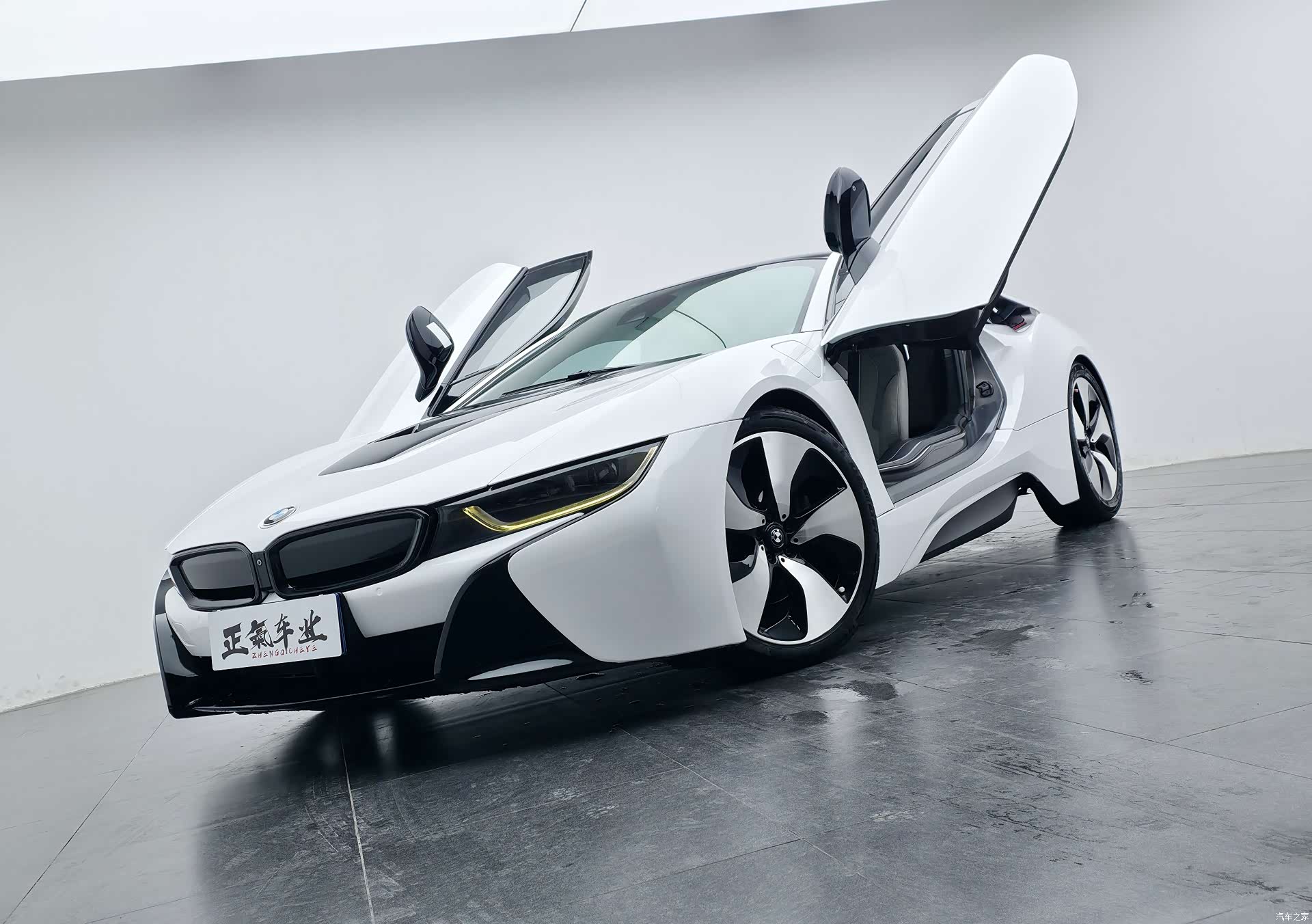 BMW i8, 2017 4
