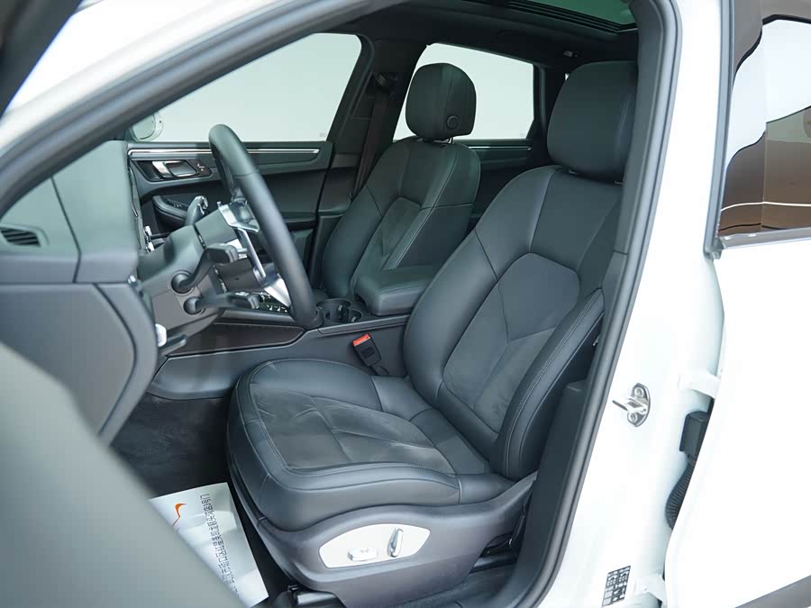 Porsche Macan 2021, фото 18