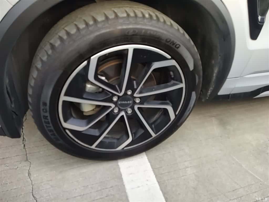 Lynk & Co 01, 2023 25