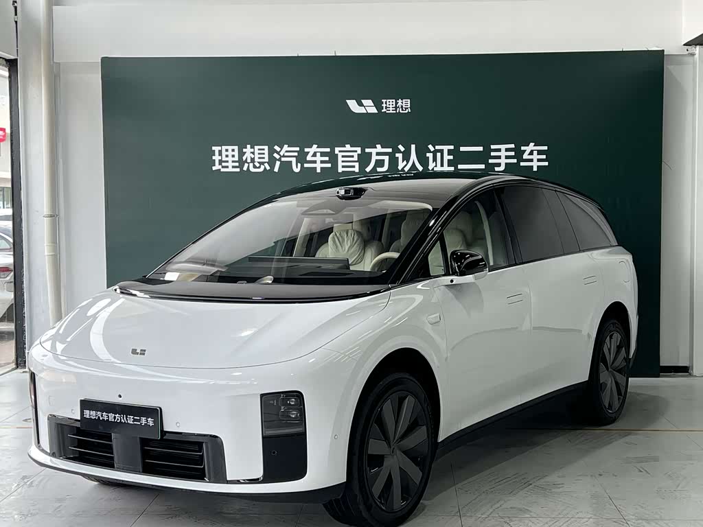 Li Auto i8