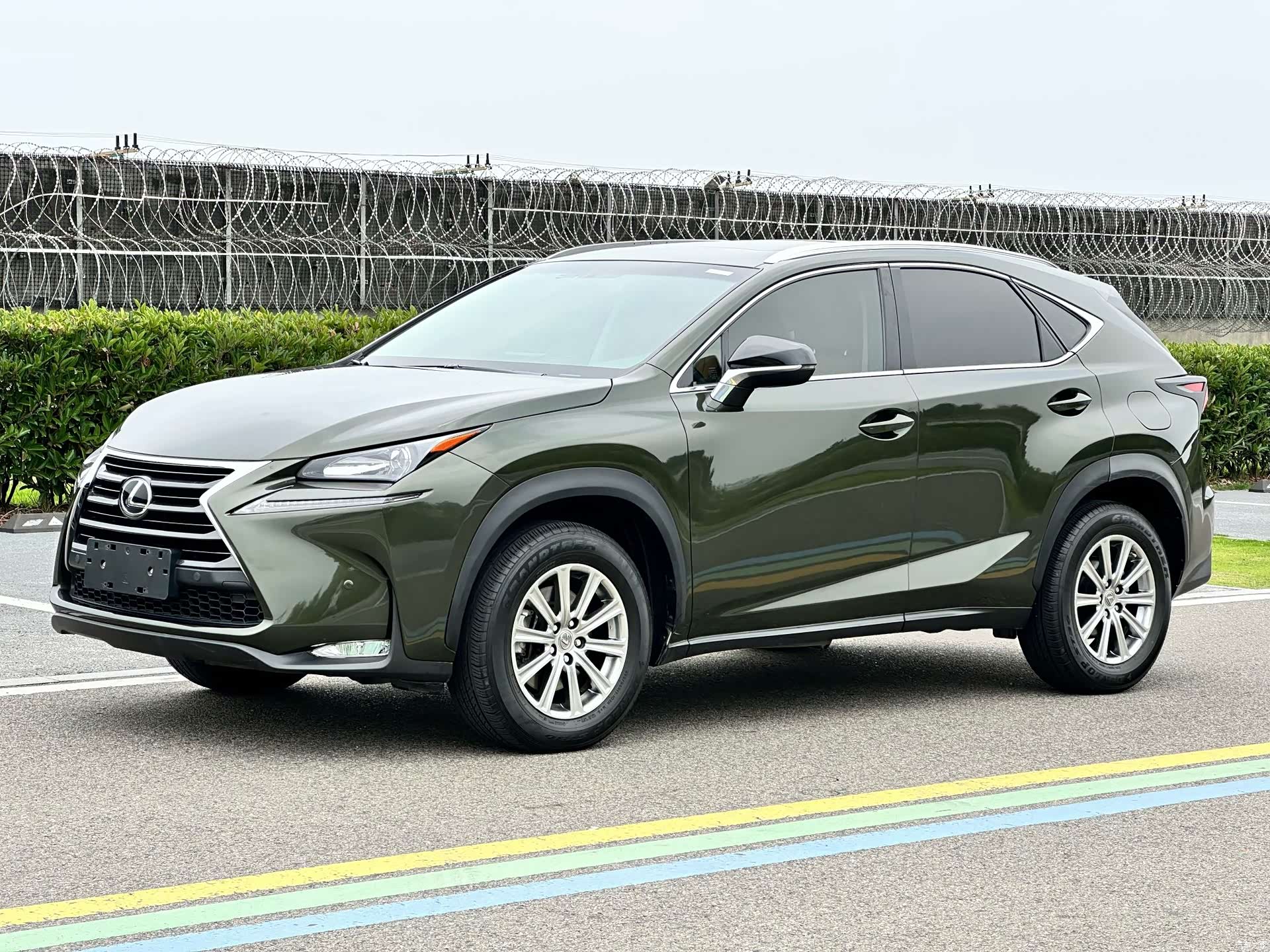 Lexus NX, 2017 1