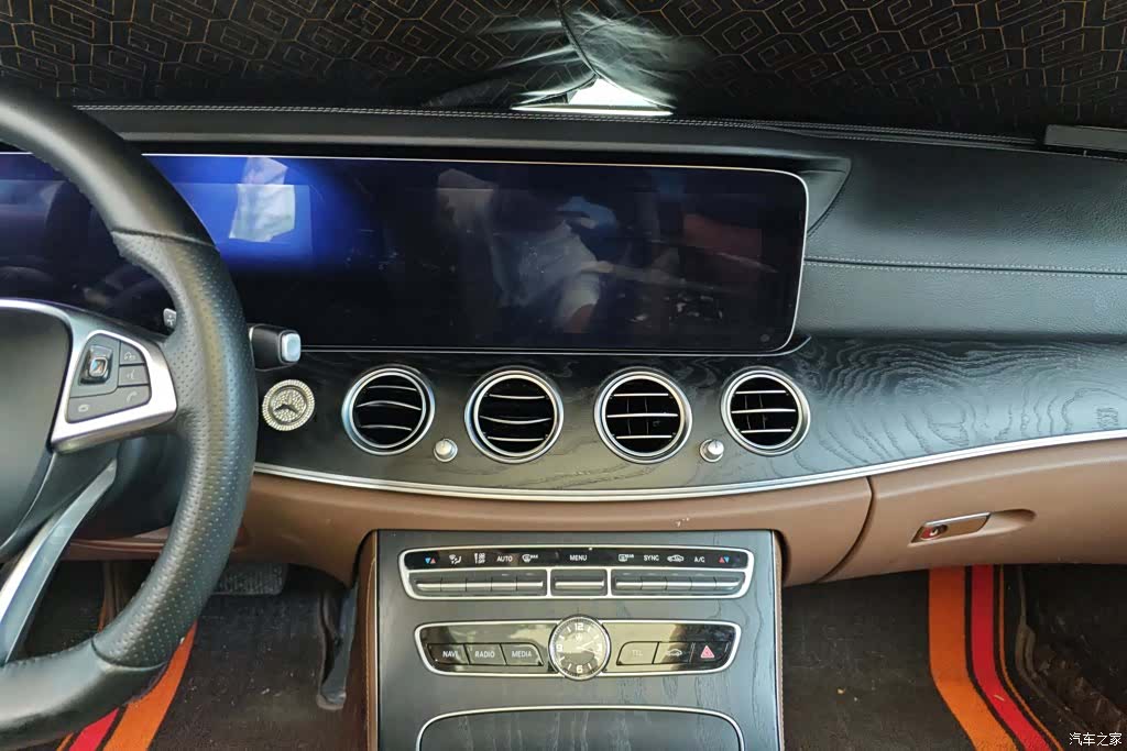 Mercedes-Benz E-Class, 2018 13