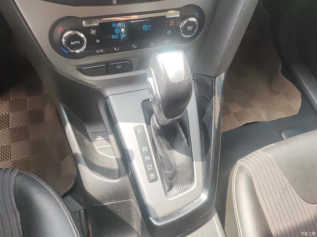 Ford Focus, 2014 14