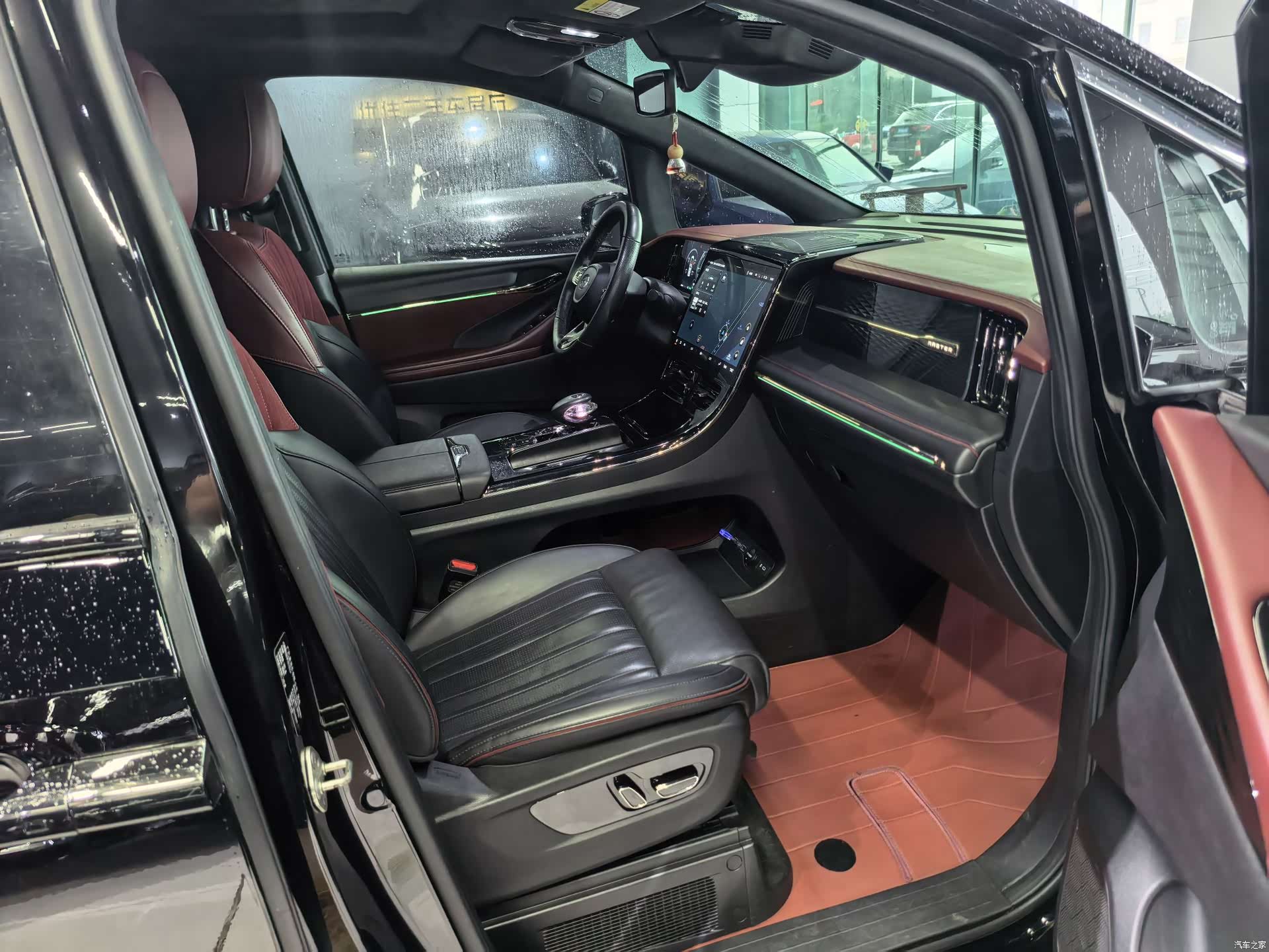 Trumpchi M8, 2023 12