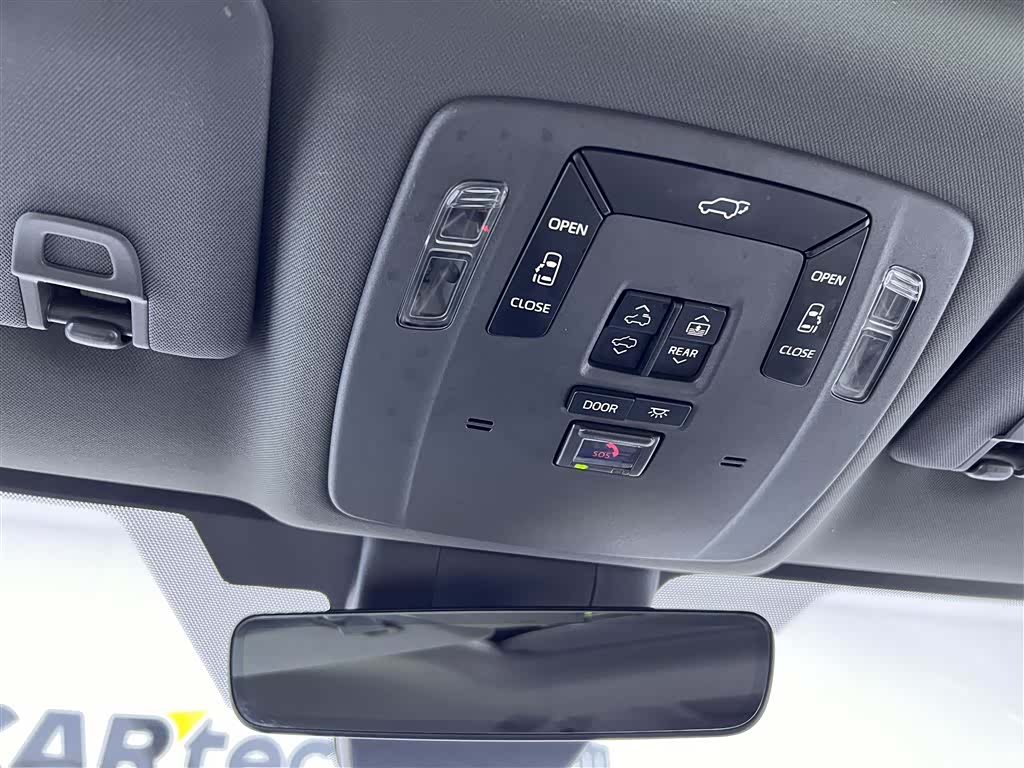 Toyota Granvia, 2024 29