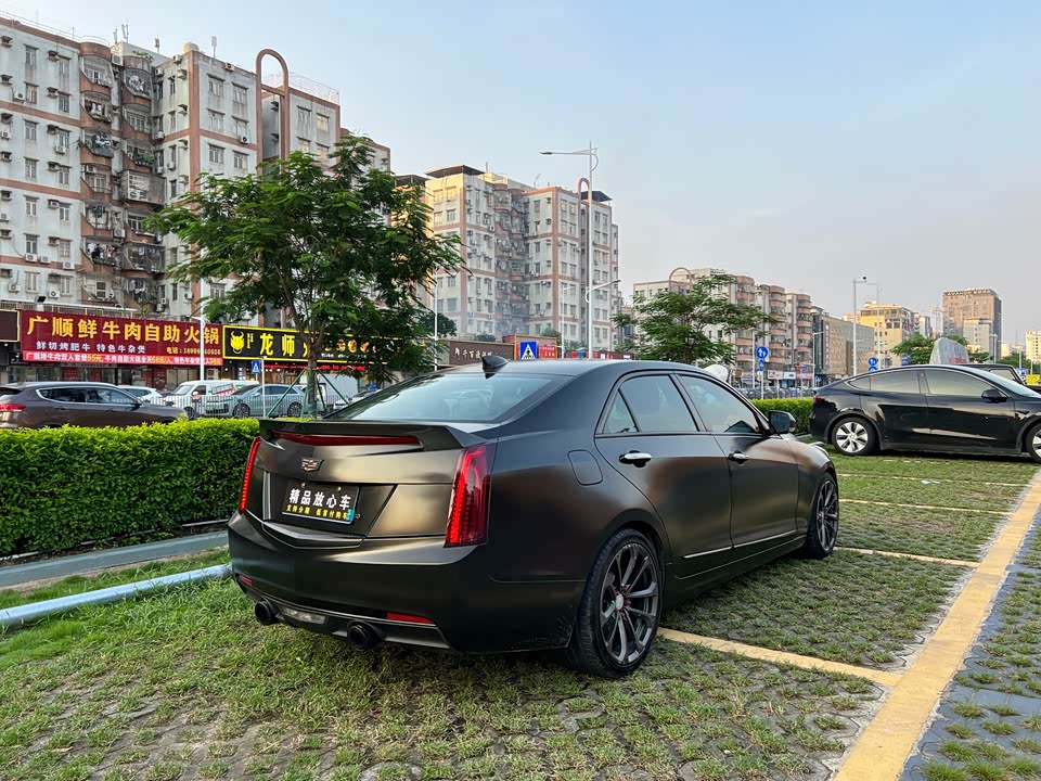 Cadillac ATS-L