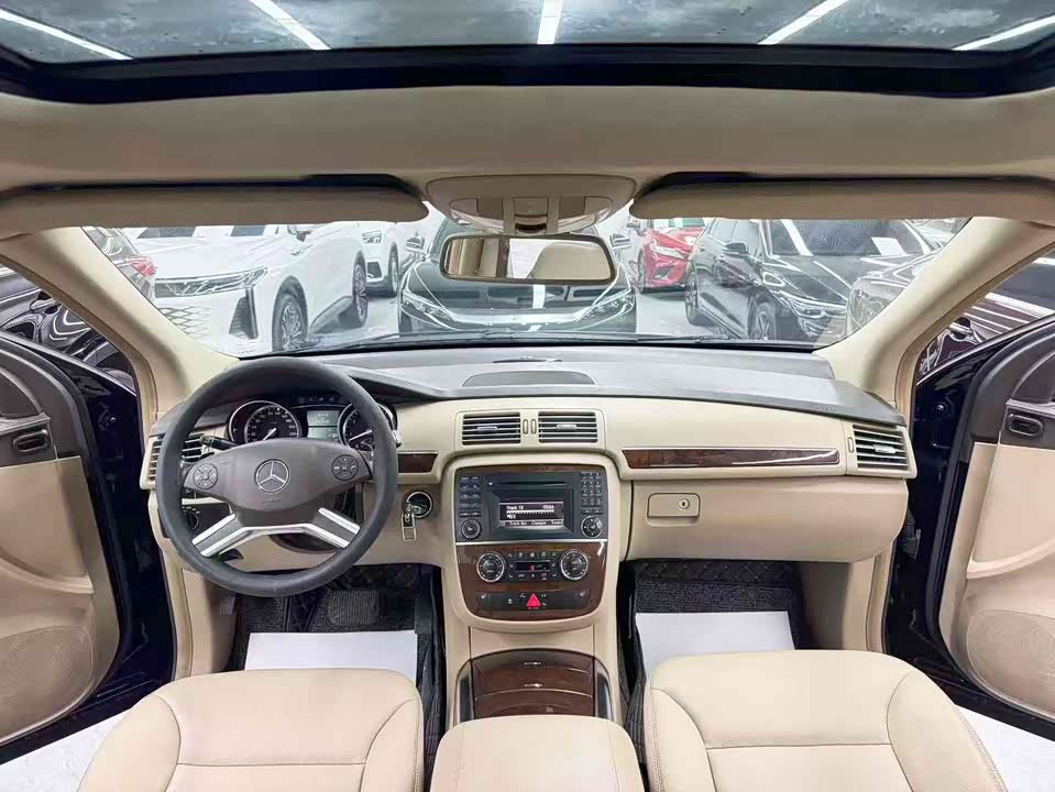 Mercedes-Benz R-class