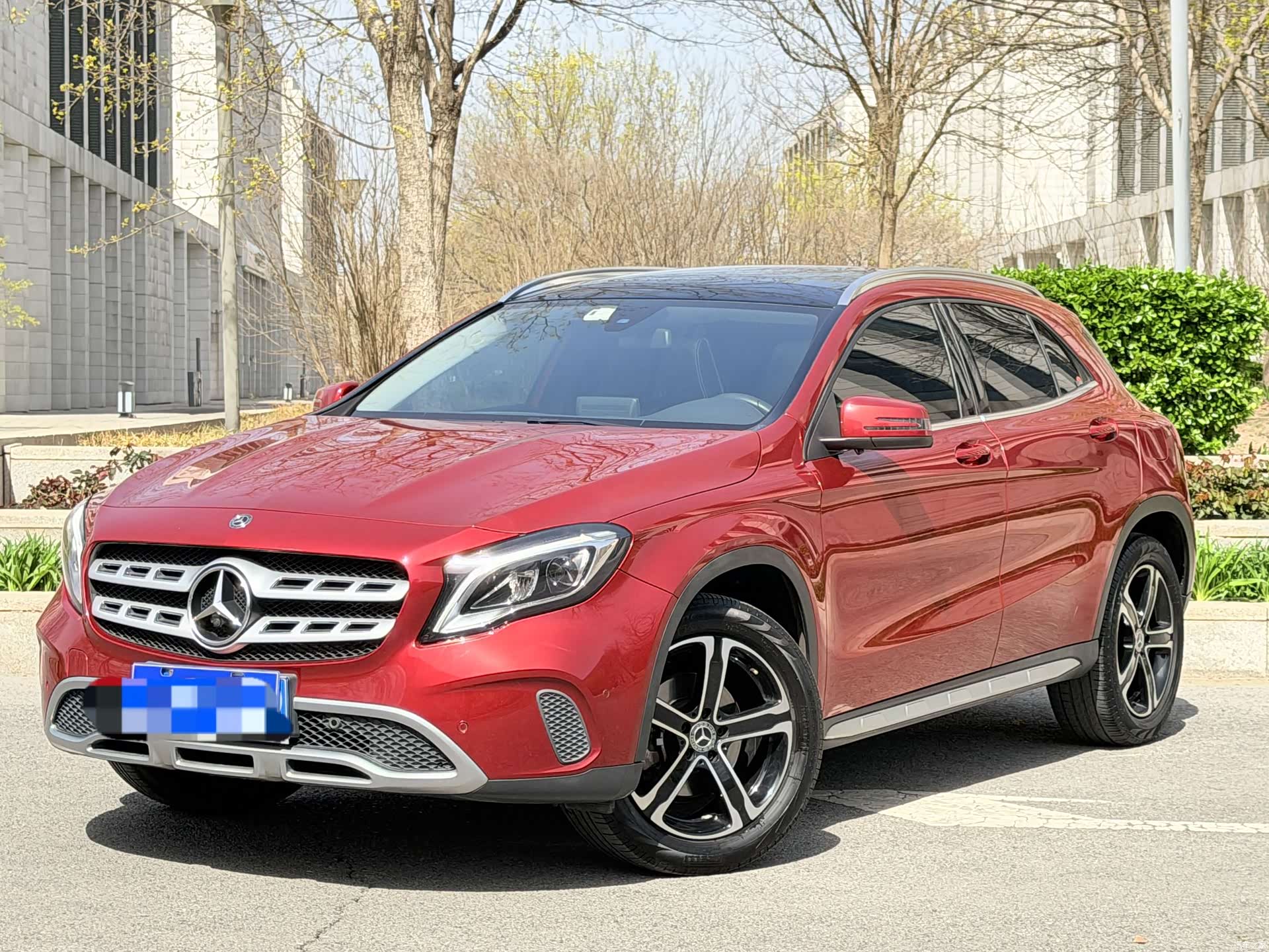 Mercedes-Benz GLA