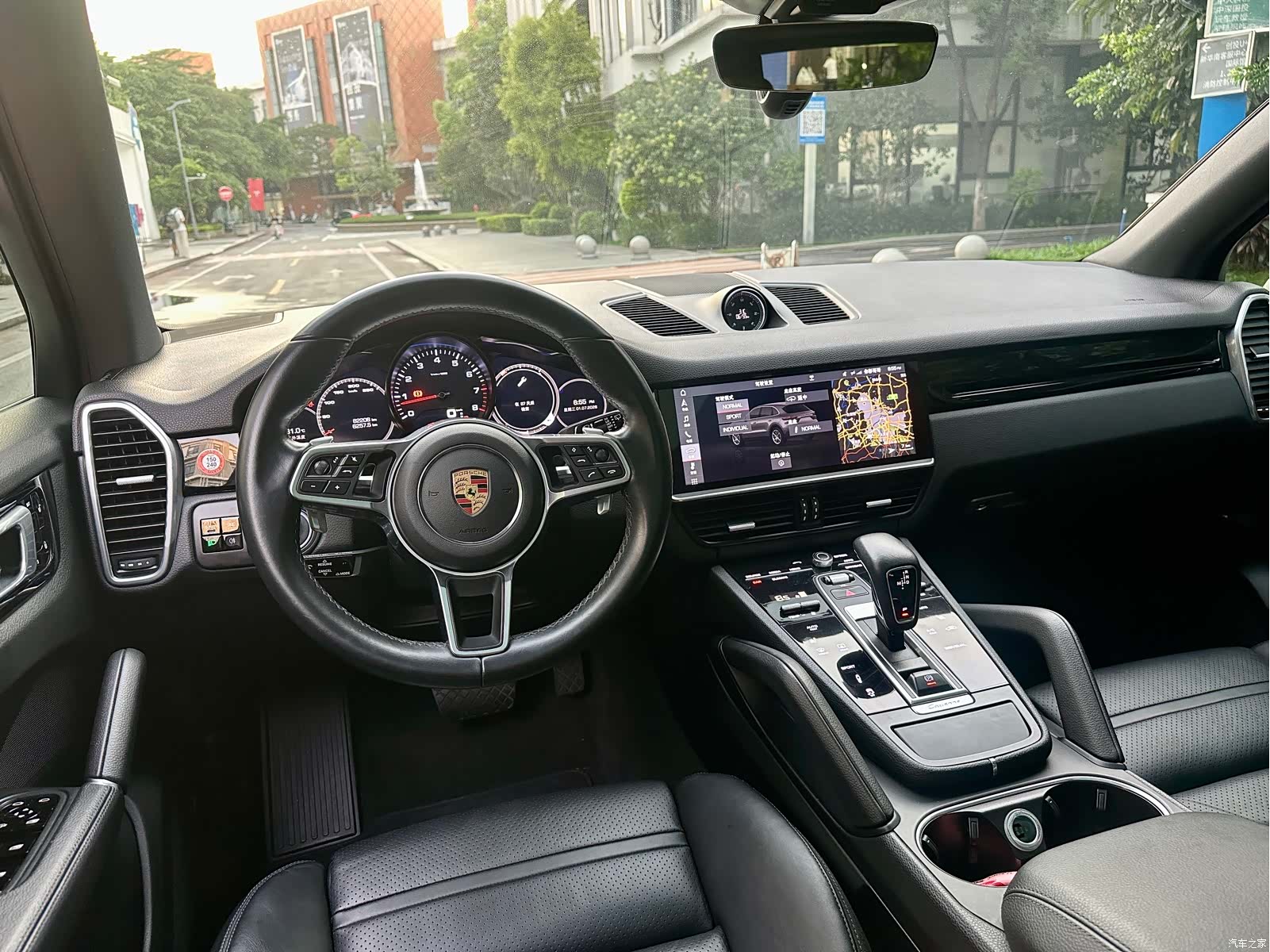 Porsche Cayenne, 2018 12