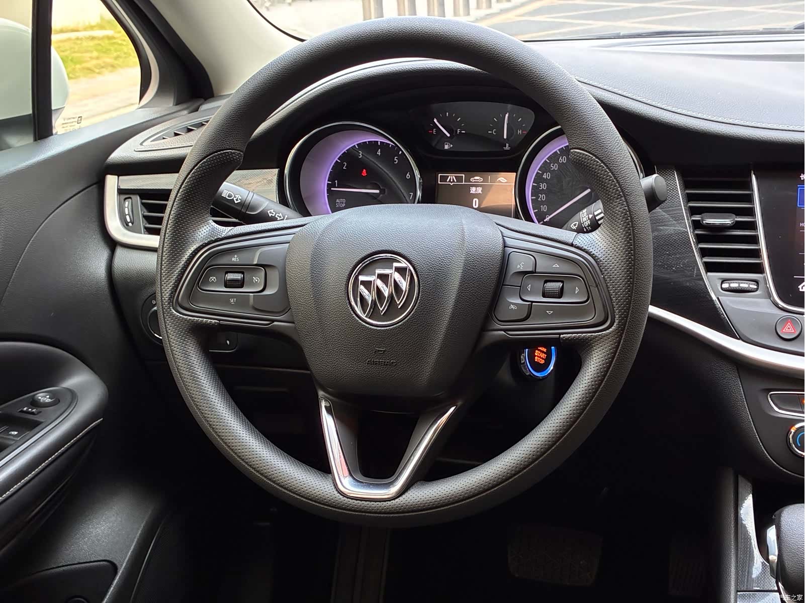 Buick Verano, 2020 14