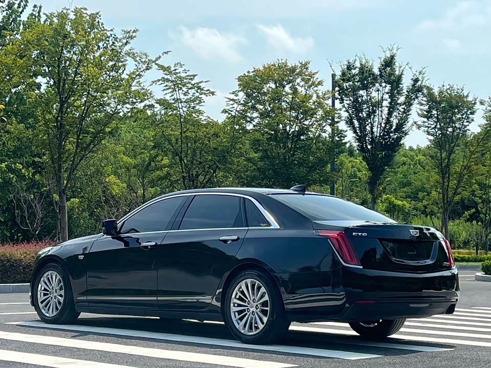 Cadillac CT6
