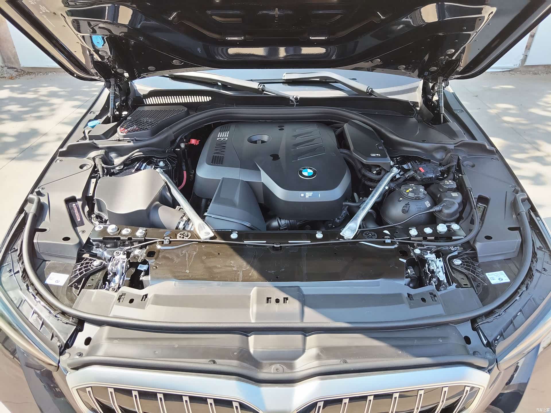 BMW 5 Series, 2025 12