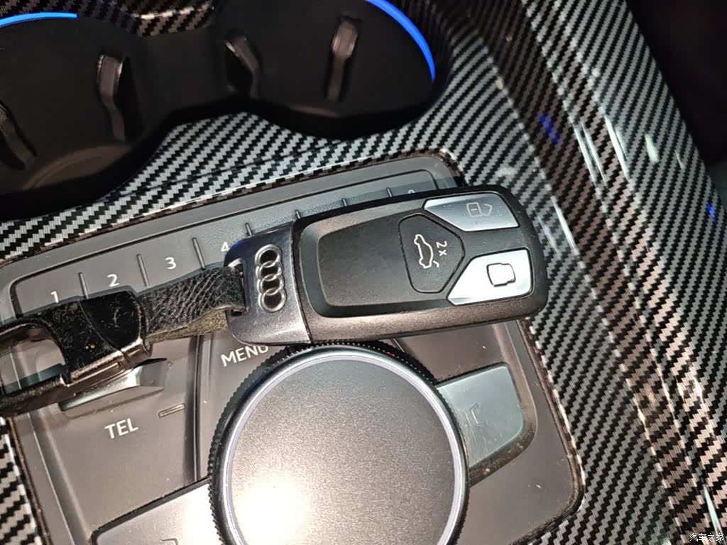 Audi A4L, 2020 9