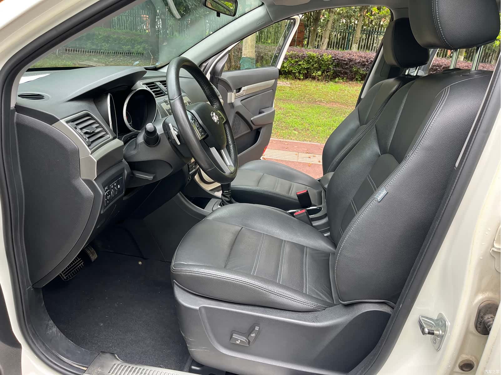 BAIC X65, 2016 6