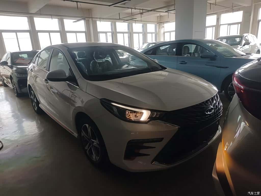 Chery 5, 2026 4