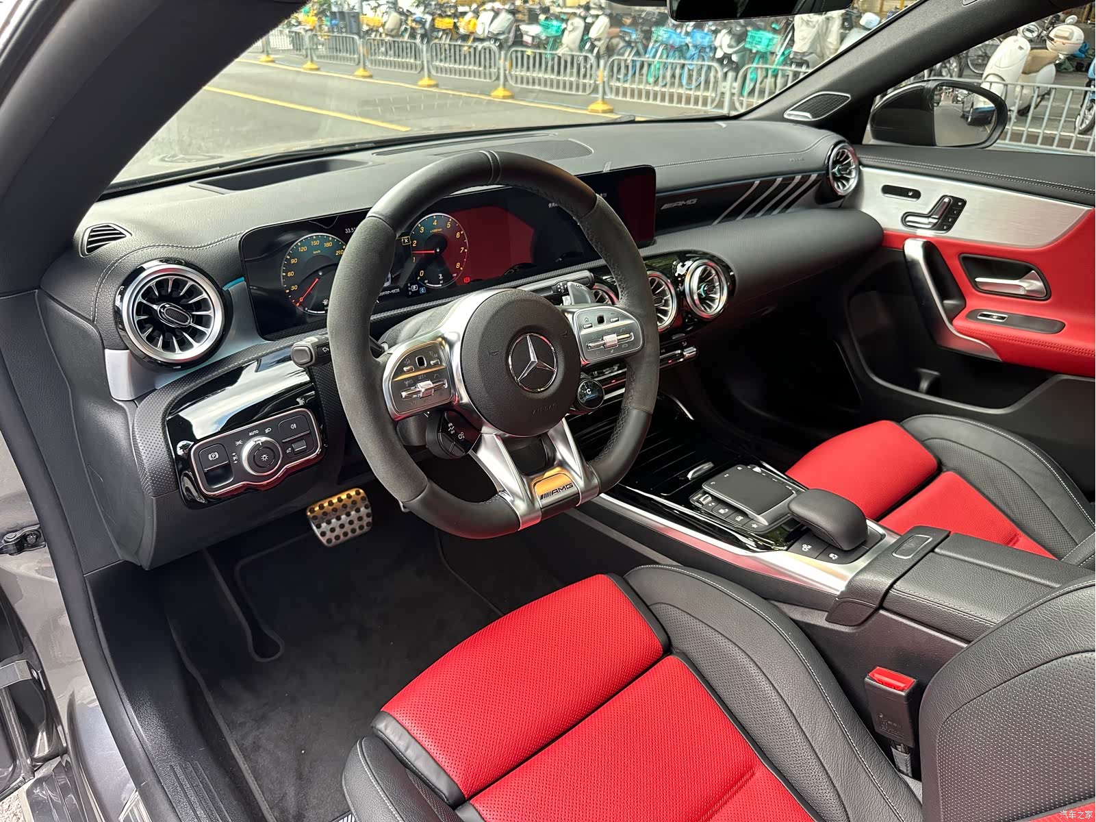 Mercedes-Benz CLA, 2023 4