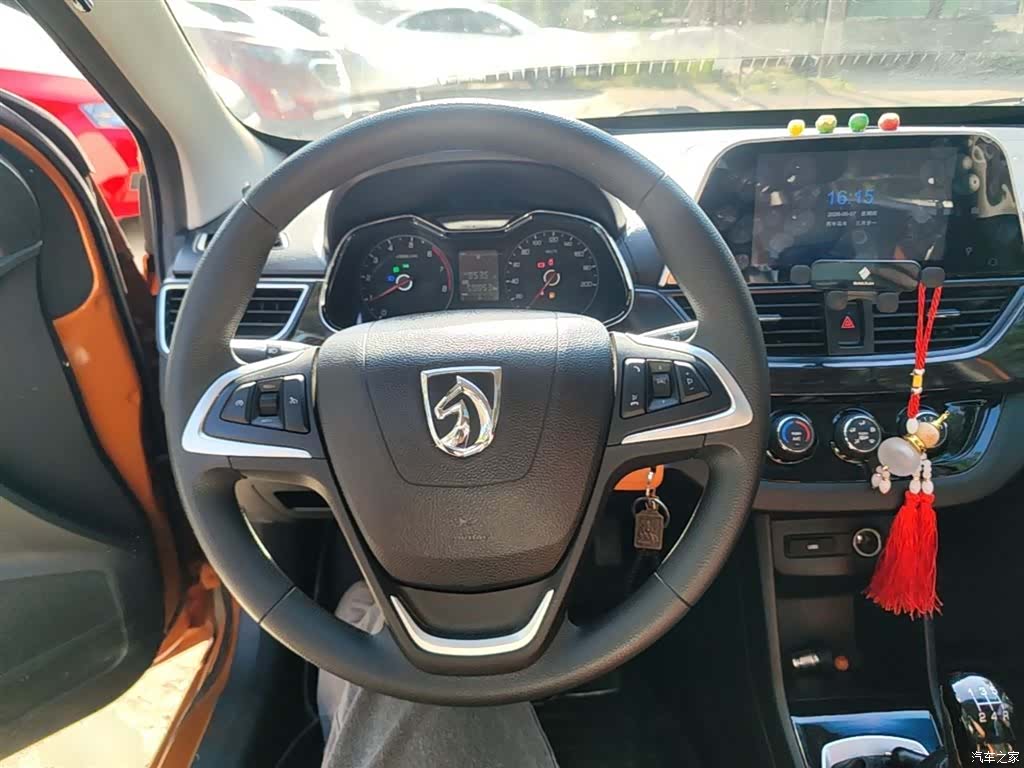 Wuling 310, 2017 11