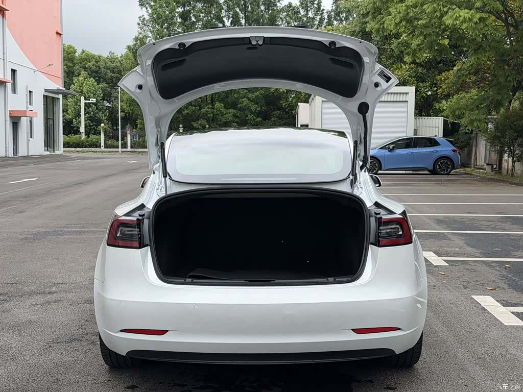 Tesla Model 3, 2020 18
