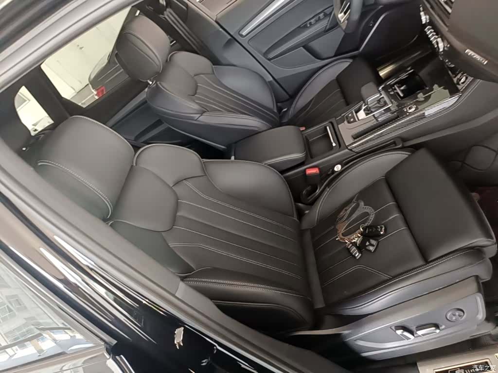 Audi Q5L, 2025 25