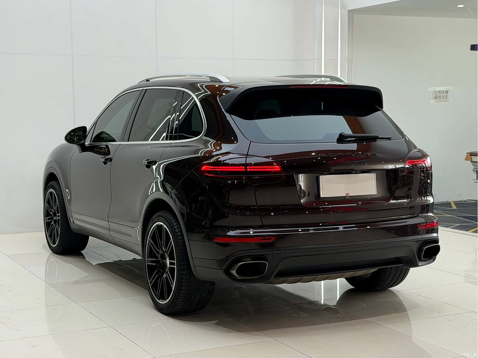 Porsche Cayenne, 2015 16