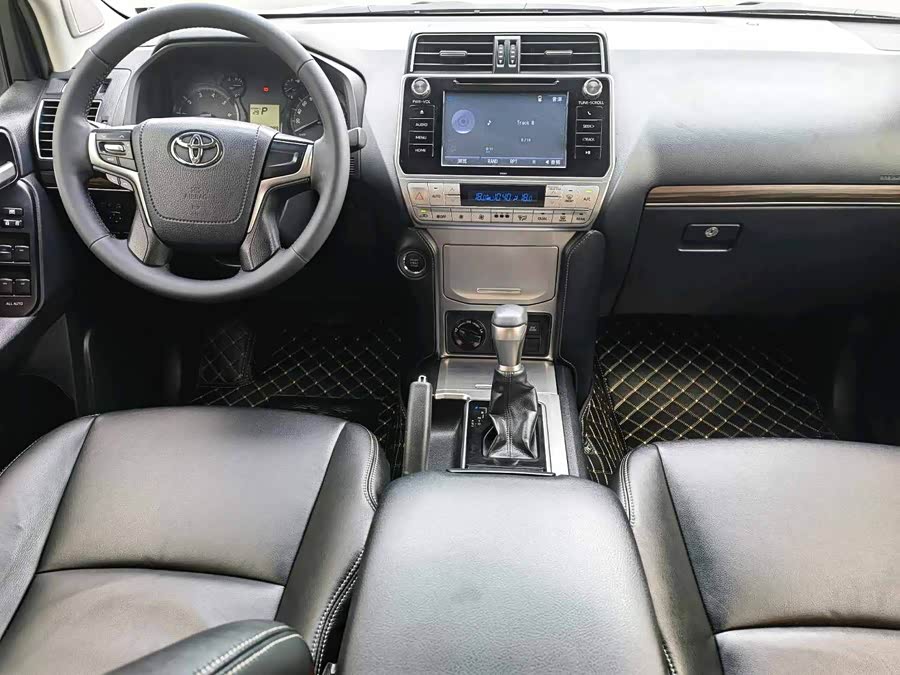 Toyota Prado 2019, фото 8