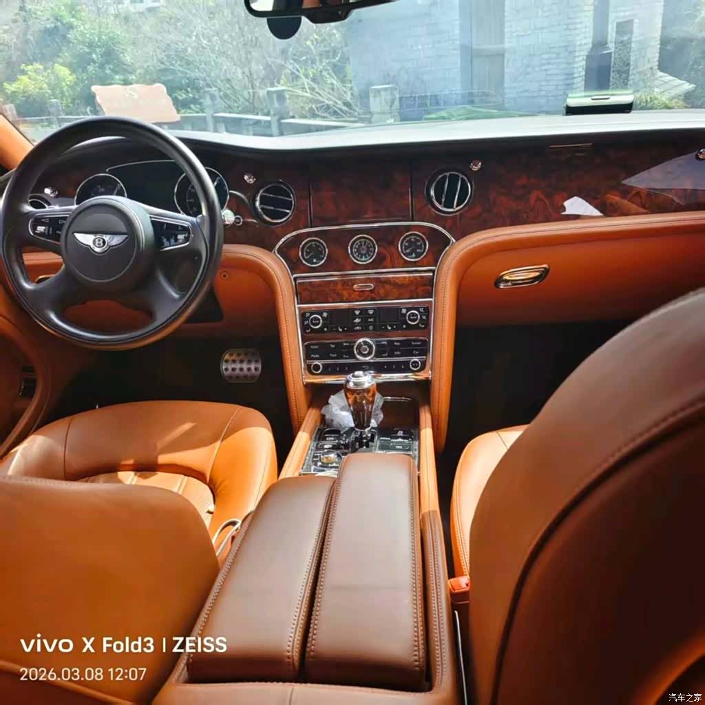 Bentley Mulsanne, 2014 все фото