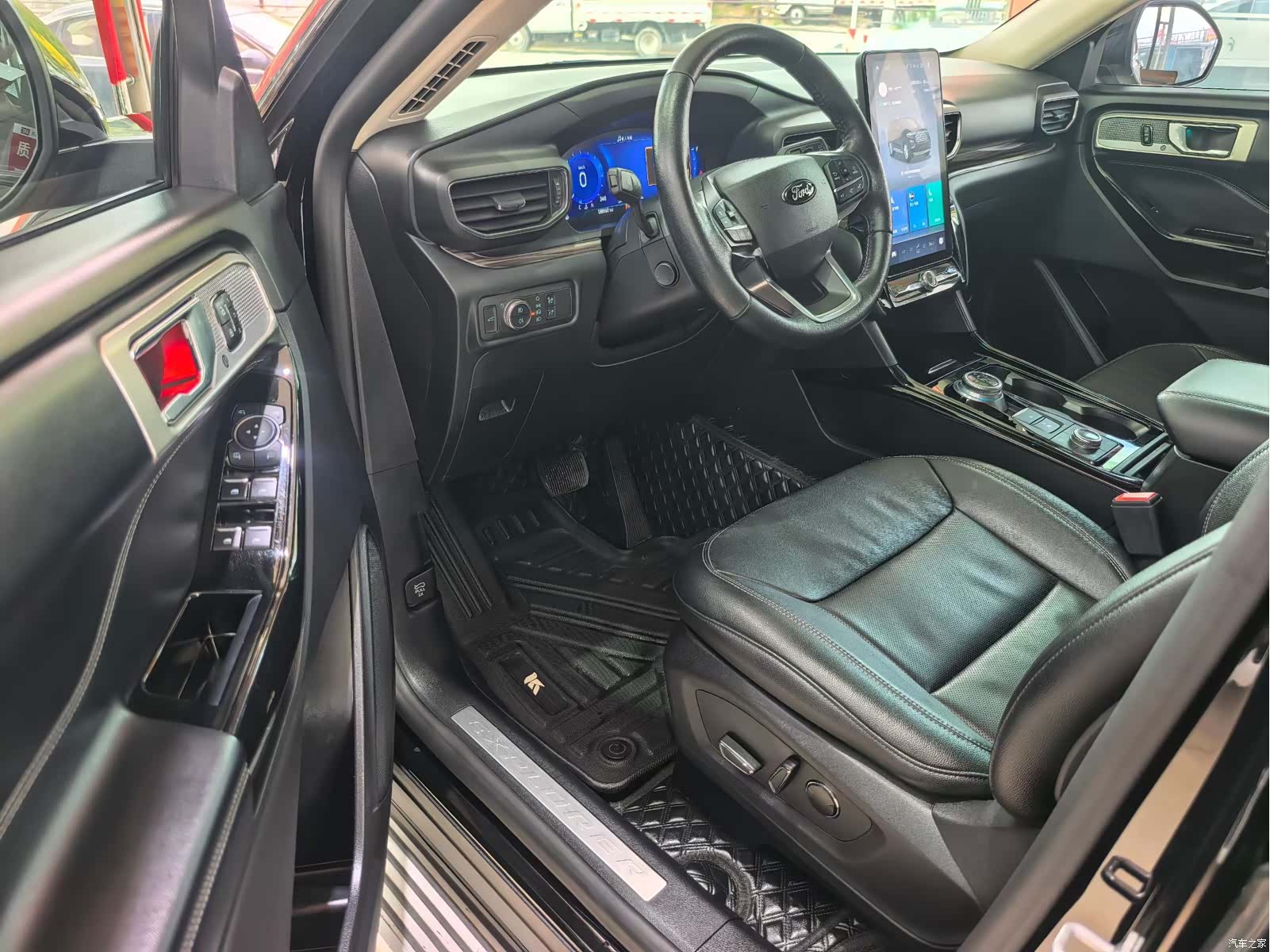 Ford Explorer, 2021 6