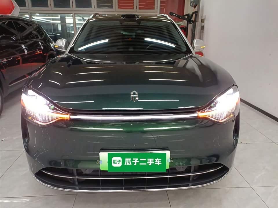 AITO Ask the world M9