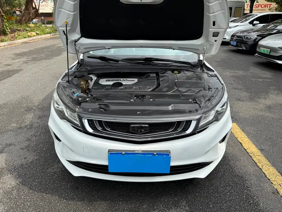 Geely Emgrand GL