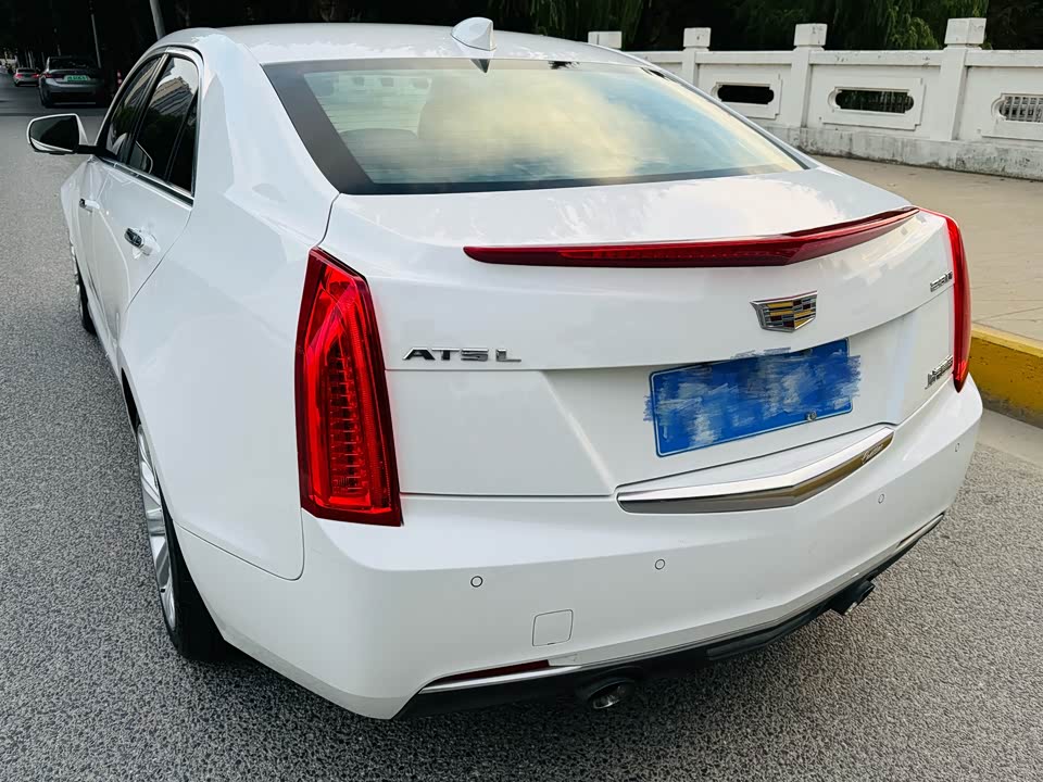 Cadillac ATS-L