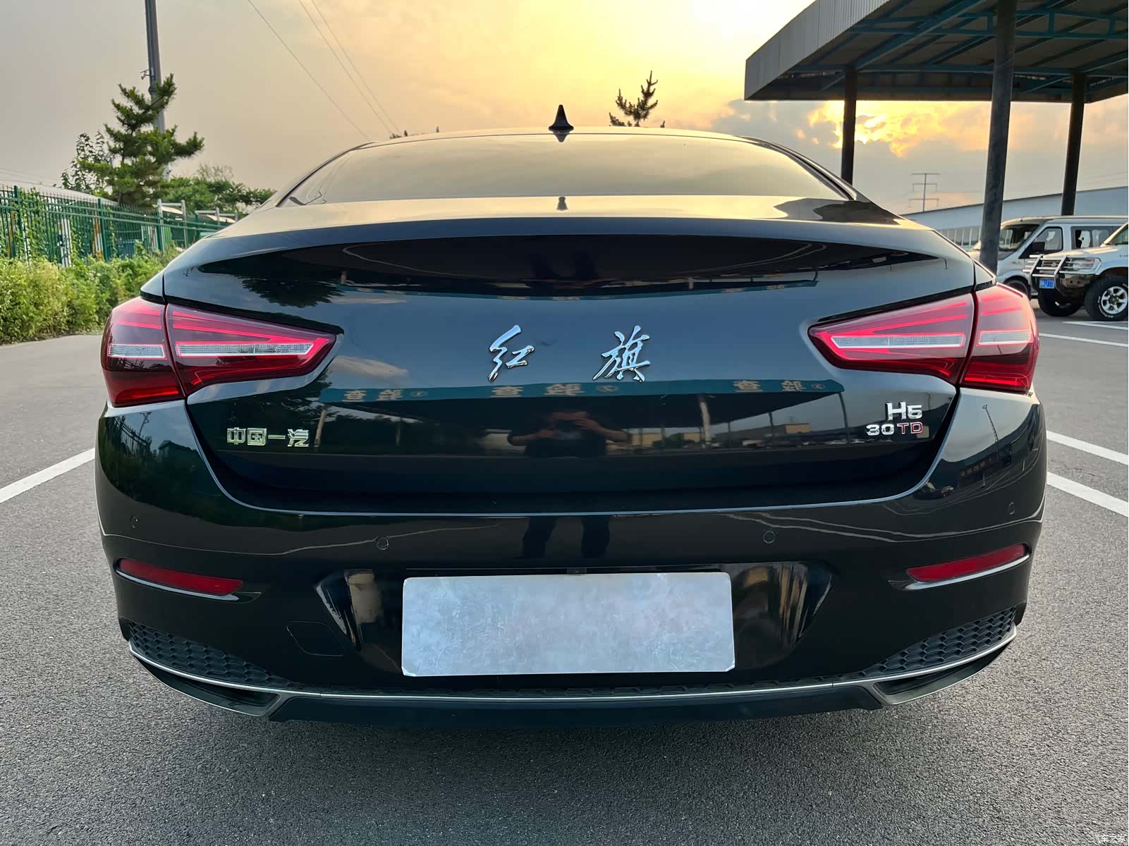 Hongqi H5, 2021 13